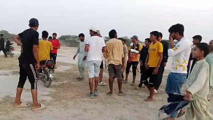 Cricket match hum final me ponch gay