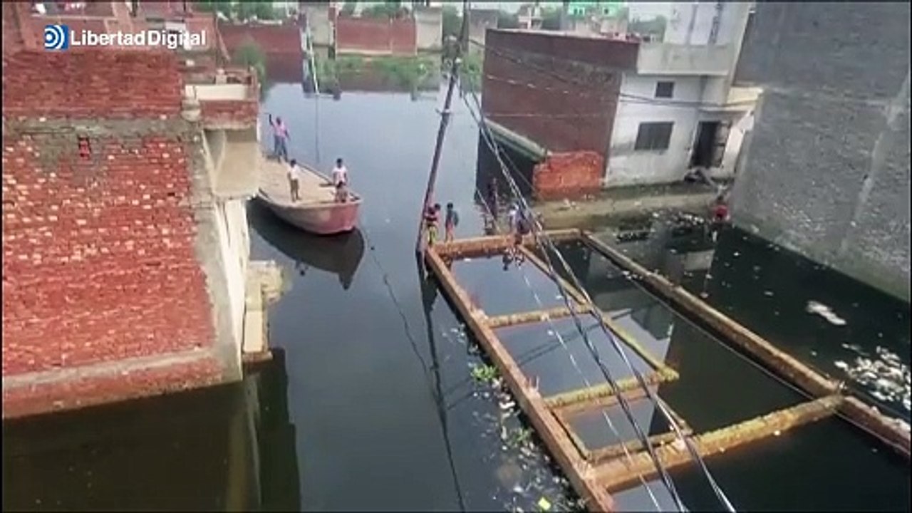 Las lluvias torrenciales en India o China dejan muertos y barrios inundados