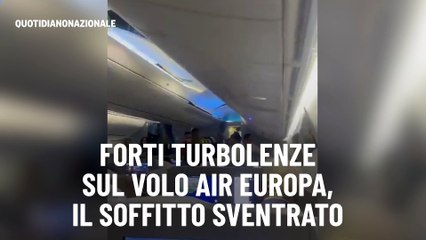 Forti turbolenze sul volo Air Europa, il soffitto sventrato - thumbnail