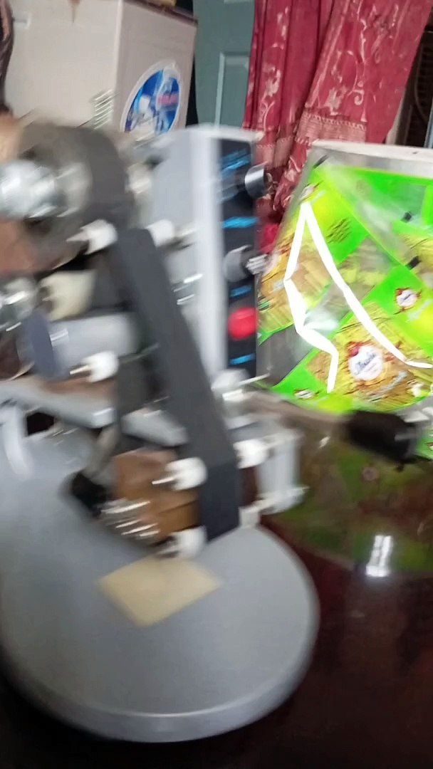 ⁣This is date coding machine