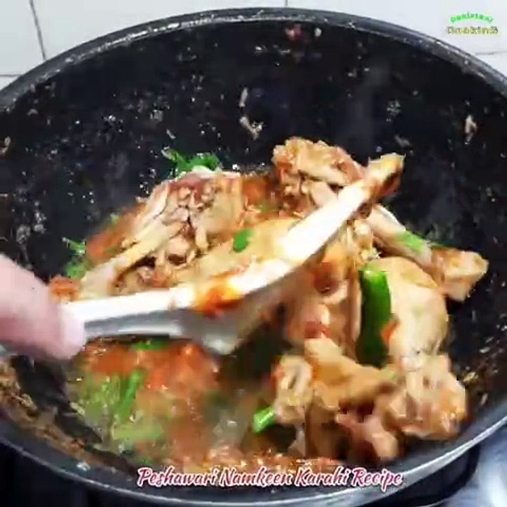 Peshawari namkeen chicken karahi