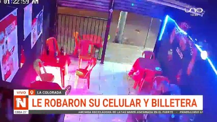 LO GOLPEARON Y ROBARON EN UNA ROCKOLA