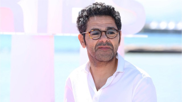 Voici - Jamel Debbouze : ce rare cliché de sa sœur Hayatte dévoilé par l'humoriste