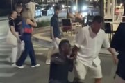 Mario Balotelli es captado en profundamente borracho en las calles de Italia