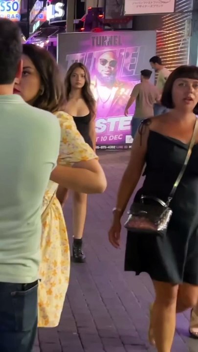 Don_t make eye contact