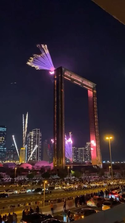 2024 HAPPY NEW YEAR