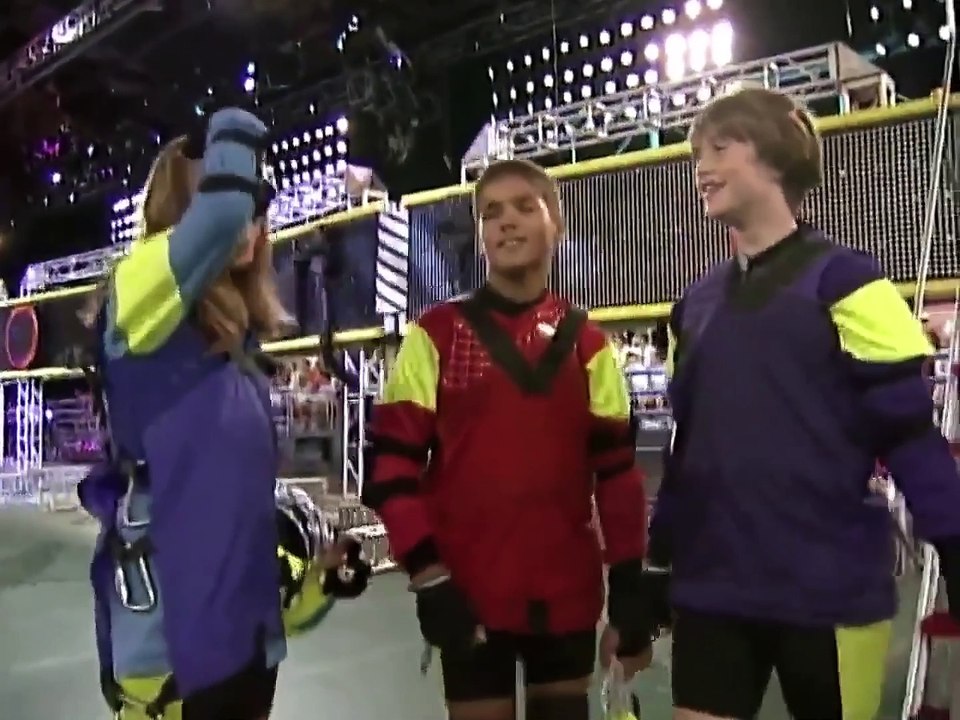 Laura Vs Derek Vs Tina