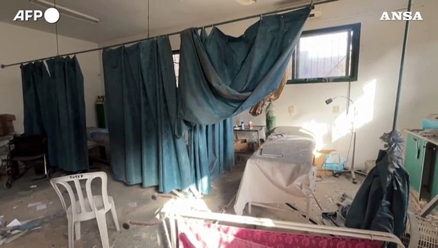 Gaza, le macerie dopo il raid notturno israeliano a Maghazi