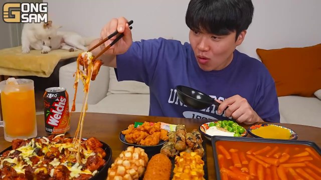 ASMR MUKBANG 체다치즈 양념 치킨먹방! 치즈 떡볶이 명랑핫도그 CRISPY FRIED CHICKEN HOT DOG EATING SOUND!