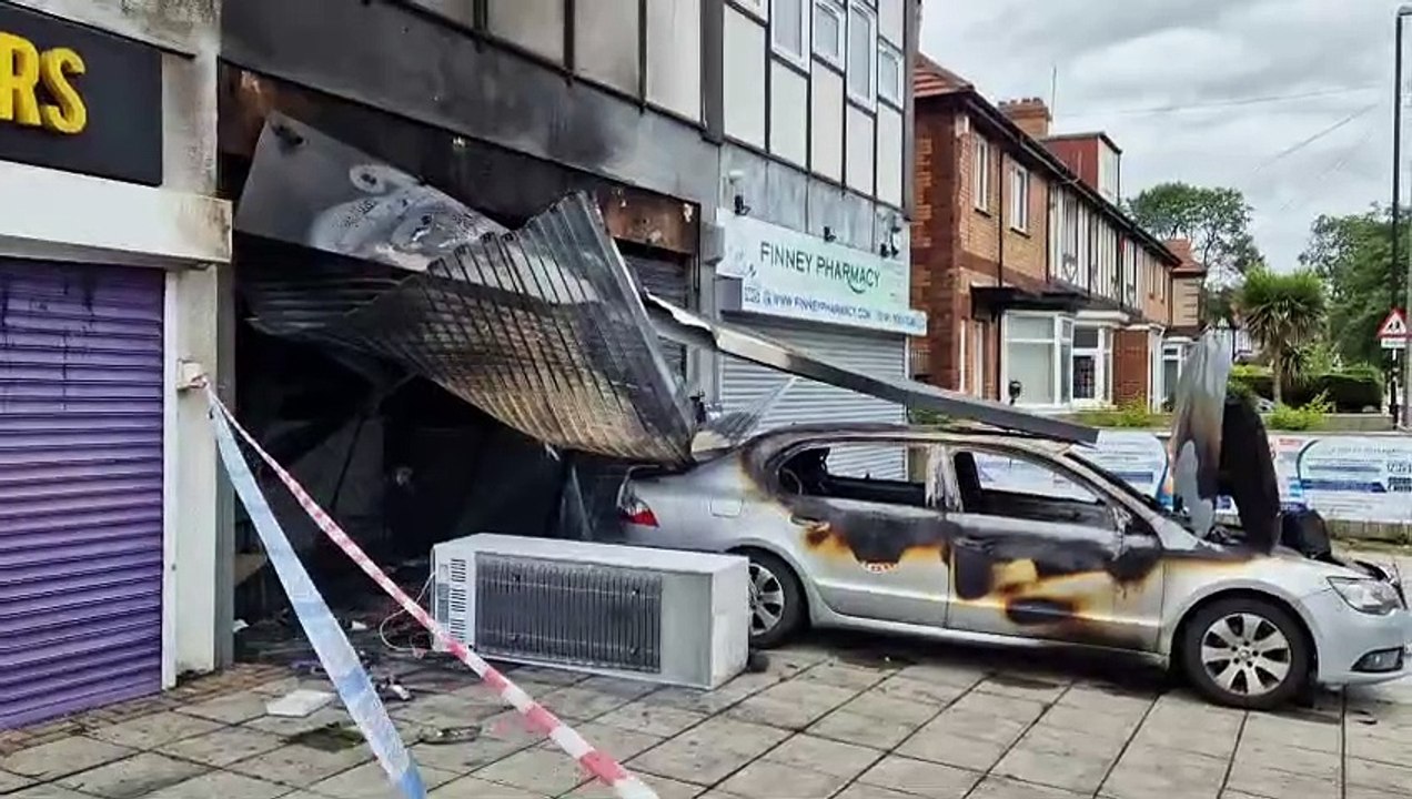 Scene at Grangetown tanning shop