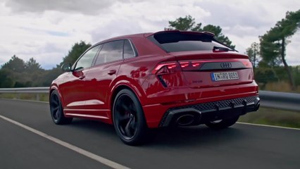 The new Audi RS Q8 performance Driving Video