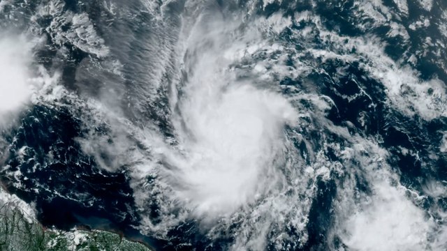 Beryl, el huracán extremadamente peligroso que ha alcanzado la categoría 5 y se dirige a Jamaica