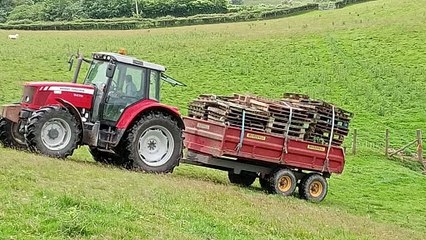Farmers light bonfires to send election message