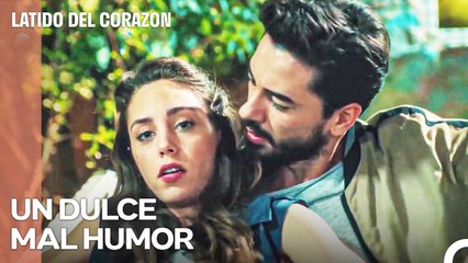 Ali Se Yergue Como Una Montaña Detrás De Eylül - Latido Del Corazon