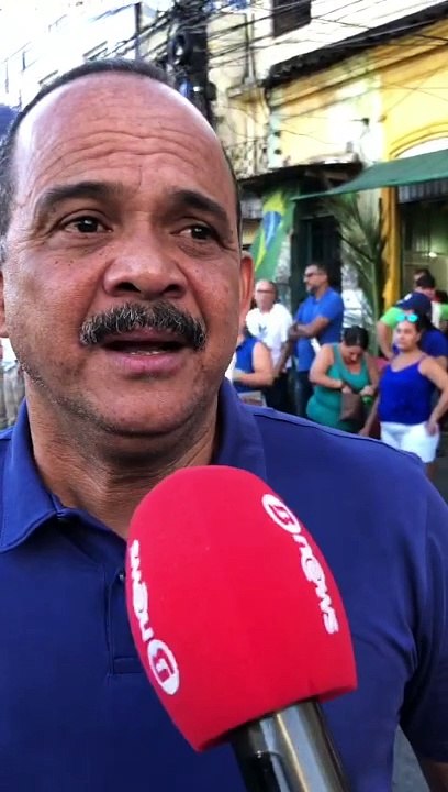 Elinaldo comenta cenário das eleições em Camaçari durante comemorações do 2 de Julho