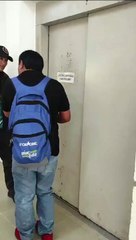 Persona atrapada en el ascensor de un hospital en el Plan 3000