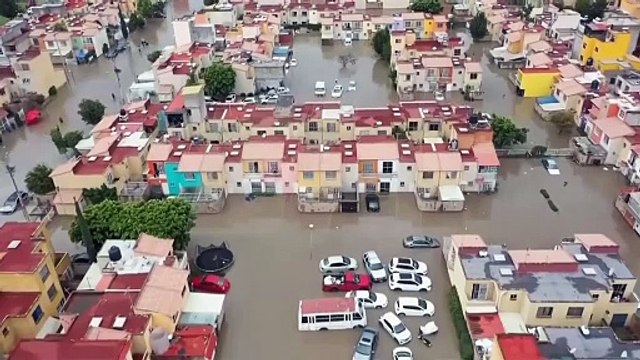 Tempestade tropical Chris causa danos no México