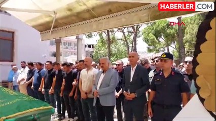 Evde annesiyle oynayan 11 aylık bebeği yorgun mermi öldürdü