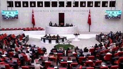 SON DAKİKA: Yeni bakanlar Meclis'te yemin ederek göreve başladı