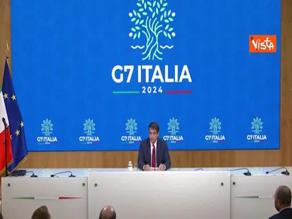 Fitto: "Con due nuovi obiettivi quinta rata Pnrr aumentata a 11 miliardi di euro"