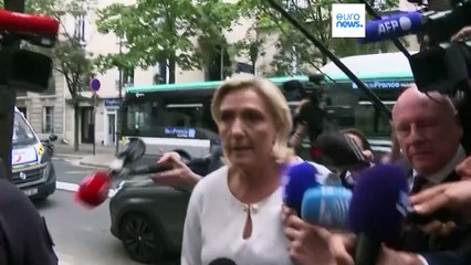 Французские крайне правые обещают править лишь абсолютным большинством