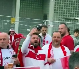 Avusturya maçı öncesi Büyükekşi'ye protesto