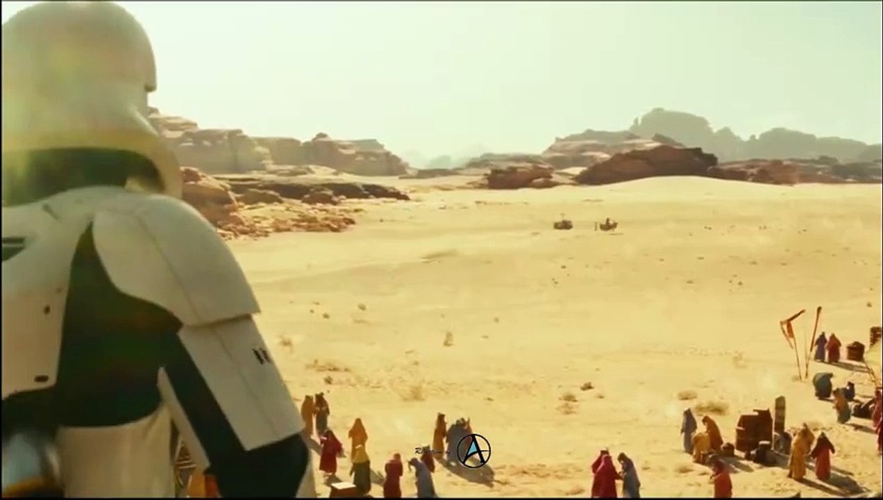 How Emperor Palpatine Hid His Yellow Sith Eyes From The Jedi