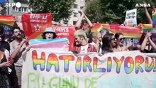 Turchia, Istanbul: almeno 15 arresti al Pride non autorizzato