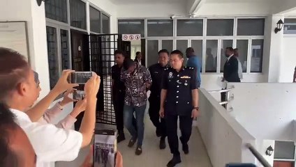 旅巴云顶2死车祸；旅巴司机控无牌及危险驾驶 不认罪 以8000保释