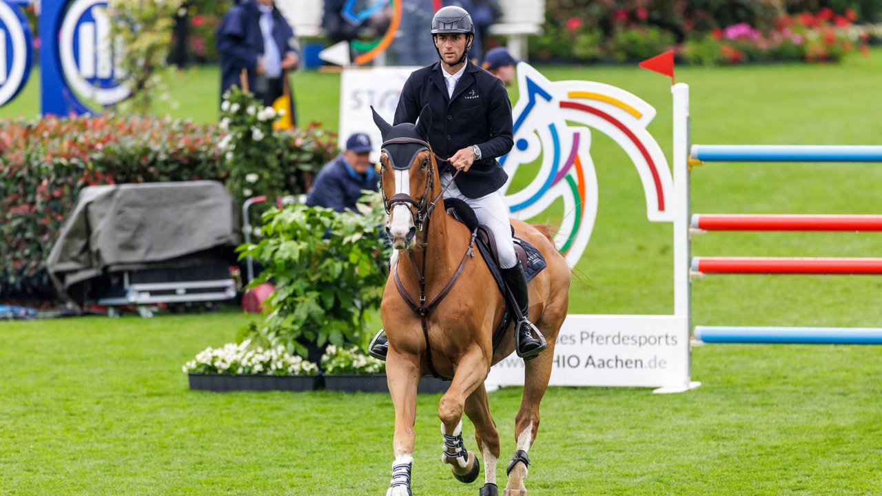 Vogel zu langsam für Platz 1 - Boudant gewinnt Eröffnungsspringen
