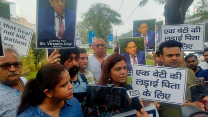 इलाज के दौरान रिटायर्ड IAS अफसर की मौत, भड़के परिजन ने अपोलो अस्पताल के बाहर किया हंगामा