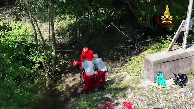 Le ricerche di Claudio Togni caduto nell'Adda: il video
