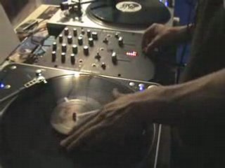 Freestyle Scratch posé APIK