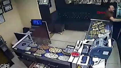 BURSA Silah zoruyla gasbettiği araçla kuyumcu soymaya giden şüpheli, 20 kilometrelik takiple yakalandı