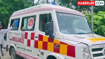 Hindistan'daki dini törende yaşanan izdihamda ölü sayısı 121'e ulaştı