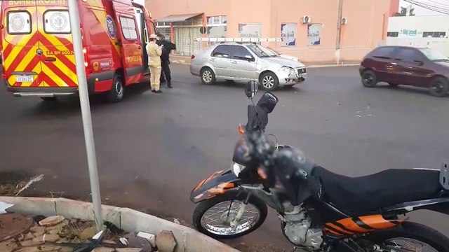 Motociclista fica ferido em acidente de trânsito no bairro Maria Luiza