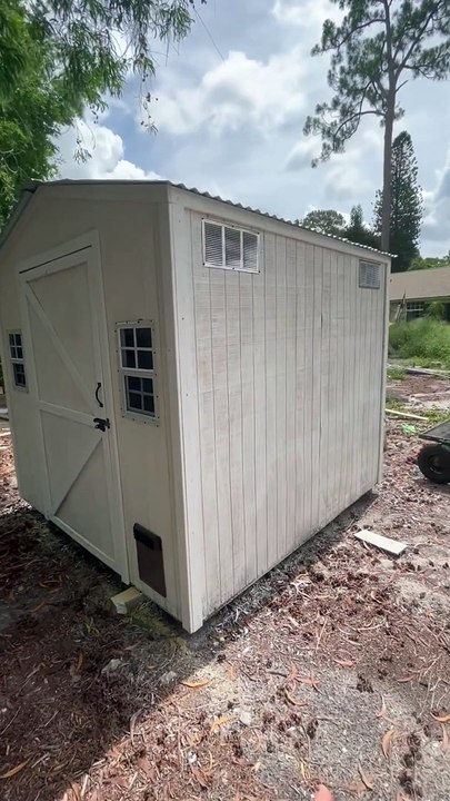 Coolest hen house
