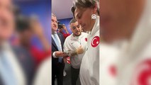 Erdoğan'dan A Milli Futbol Takımı'na tebrik telefonu