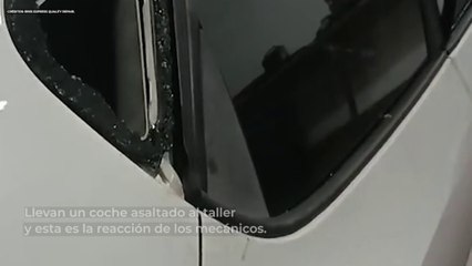 Le llevan un coche asaltado al taller y alucina con lo que ha hecho el ladrón en el vehículo ‘’Un despropósito’’