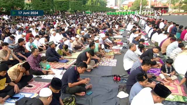 Dipecat DKPP, Hasyim Asy'ari Sempat Khotbah di Depan Jokowi