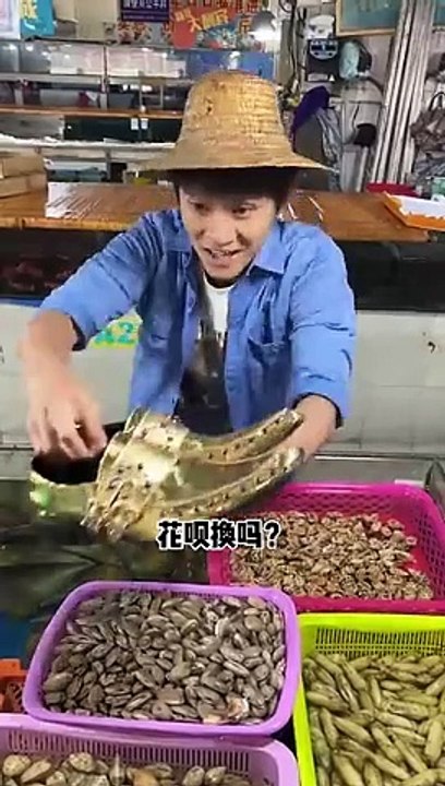 First time seeing a super big snail!  || Chinese Lifestyle