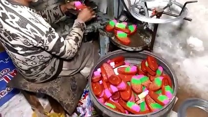 عملية الإنتاج لصنع فرشاة غسيل القماش 5