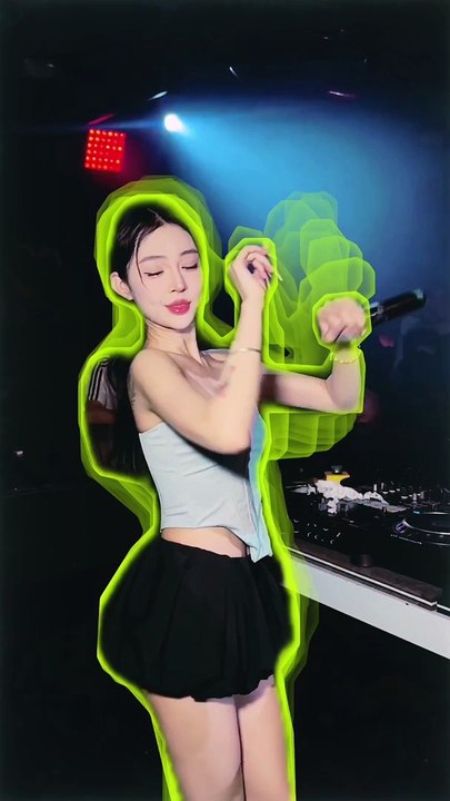 Beautiful girl Dancing