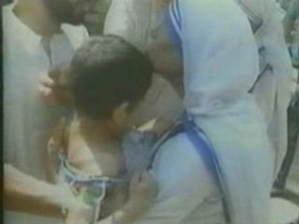 Michael Jackson - Man In The Mirror (Moonwalker Version)