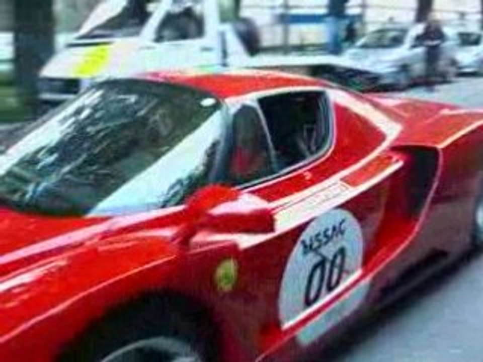 Départ du Tour Auto Lissac 2008 > Ferrari Enzo