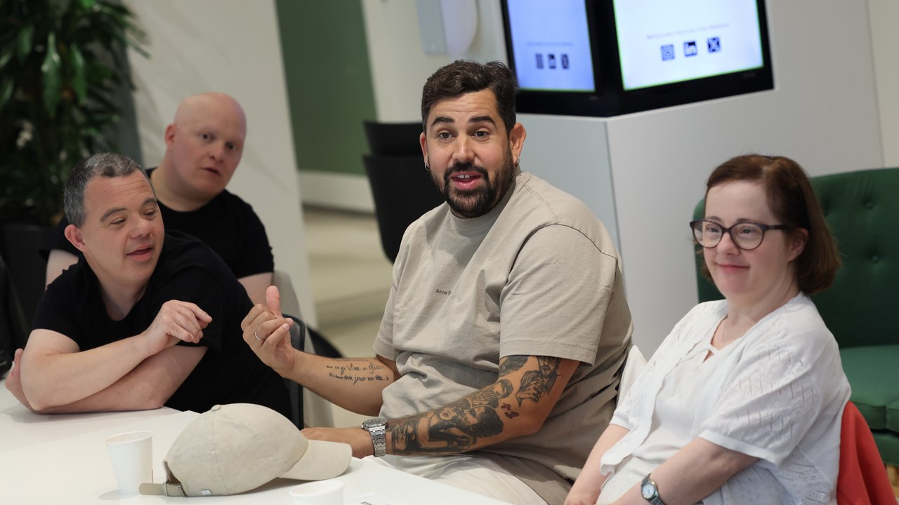 Dans les coulisses de notre rencontre avec l'équipe du film « Un p’tit truc en plus »