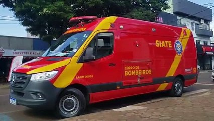 Aluno quebra o braço ao cair de árvore no Colégio Estadual Prof. Victório Abrozino