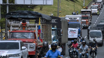 Descargar video: Bloqueos en Pasto completan 48 horas: transportadores piden dialogar con el Gobierno