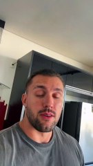 Ex-BBB se revolta ao receber delivery de comida revirada: 'Coisa ridícula'