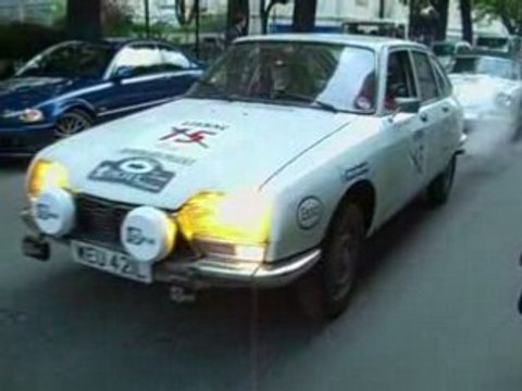 Départ du Tour Auto Lissac 2008 > 15 - 18